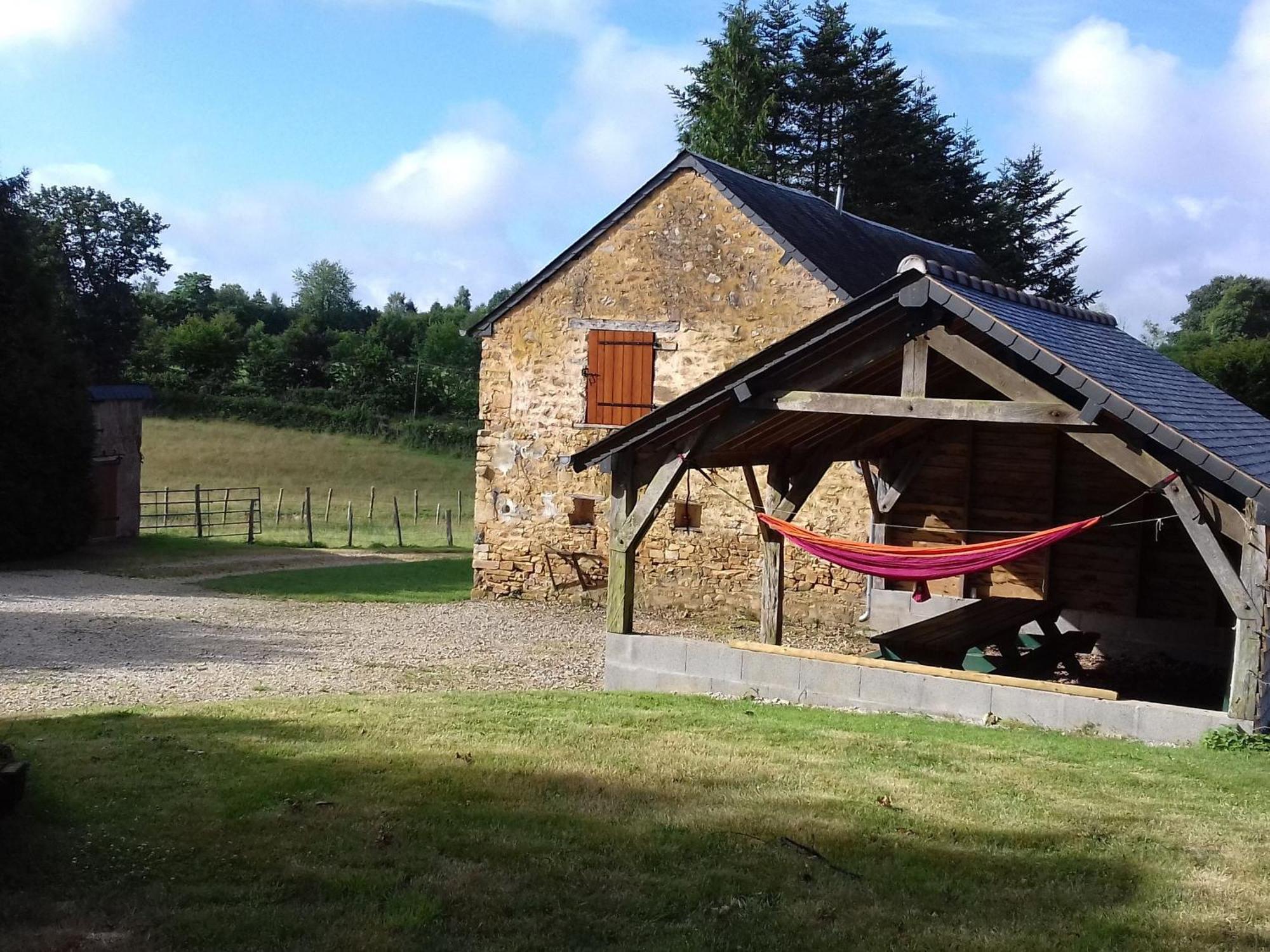Gîte Saint-Léonard-des-Bois, 5 pièces, 7 personnes - FR-1-410-179 Esterno foto